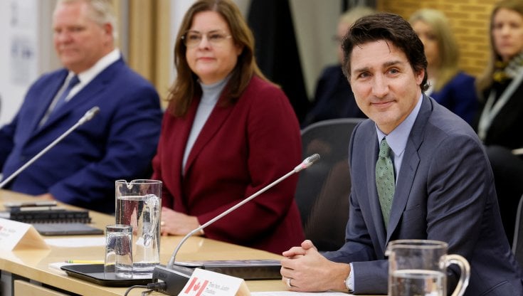 Nuovo avvistamento di un oggetto non identificato nei cieli nordamericani. Trudeau lo fa abbattere