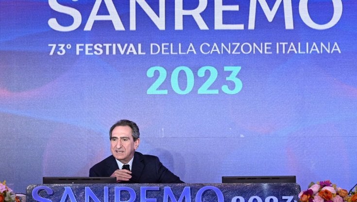 Assedio ai vertici Rai, il centrodestra avvia l’operazione repulisti: rischia pure Fuortes