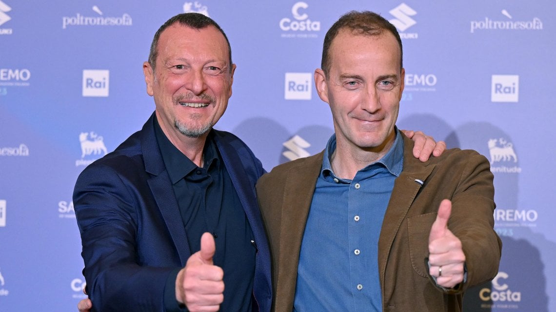 Amadeus con il capo di Rai Pubblicit&agrave; Gian Paolo Tagliavia