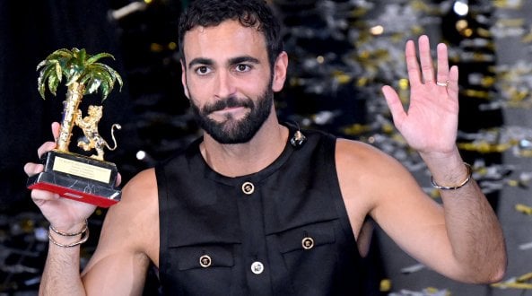 Mengoni pigliatutto, oltre al Festival vince anche al FantaSanremo
