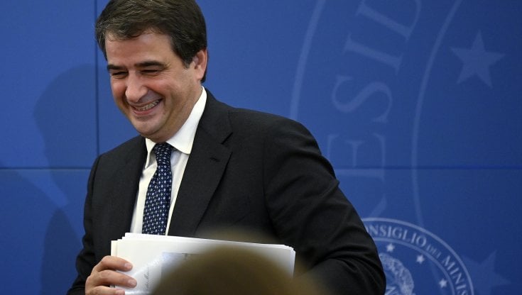 Meloni commissaria il Pnrr. Fitto: “Nessuna deroga al 2026”