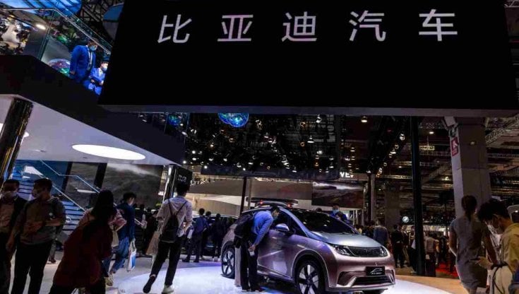 Europa preparati: la Cina diventerà il primo esportatore mondiale di auto