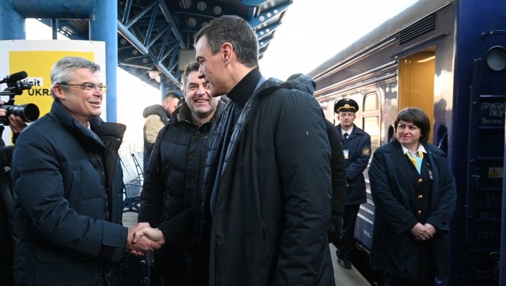 Pedro Sanchez a Kiev