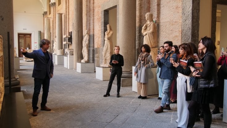 Alberto Angela al Museo archeologico di Napoli con i booktoker