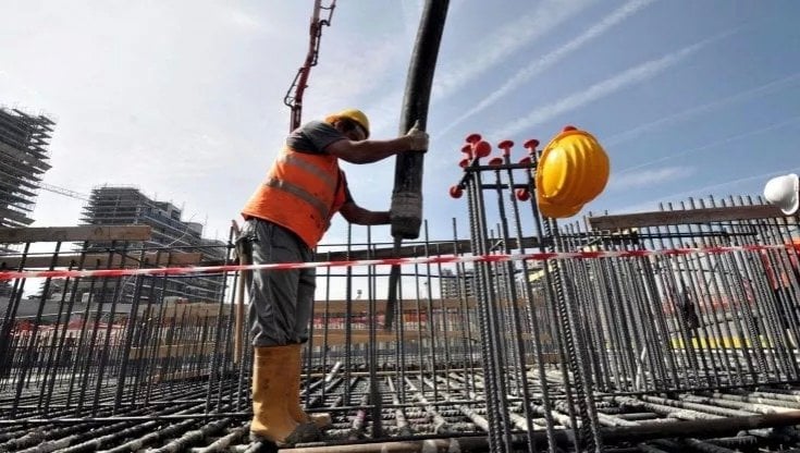 Superbonus, il governo apre alle modifiche. Deroga per le aree sismiche 