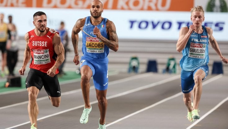 Marcell Jacobs durante la sua batteria