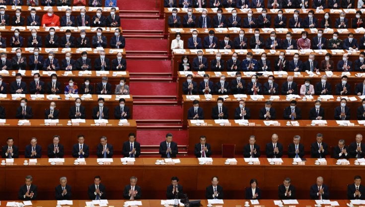 Cina, al via l'Assemblea del popolo: dalla sicurezza alle banche, così Xi ridisegna la mappa del potere