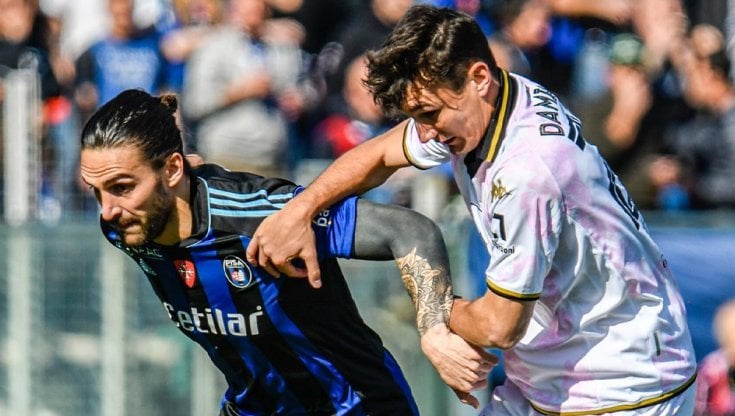 Serie B, il Parma batte la Reggina e torna in zona play-off. Pari tra Pisa e Palermo
