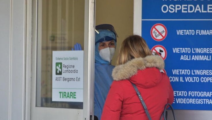 Medici e infermieri morti per Covid, scaduto il termine per chiedere il risarcimento all'Inail: solo 300 domande, almeno 200 restano fuori