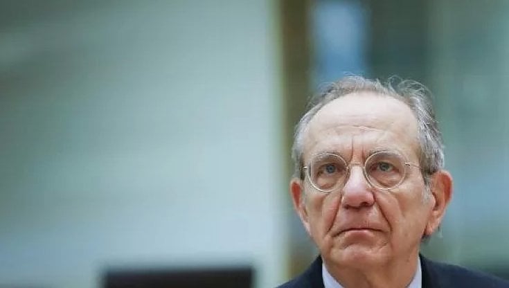Padoan: “Banche solide, ma la Ue trovi le garanzie per far crescere la fiducia”