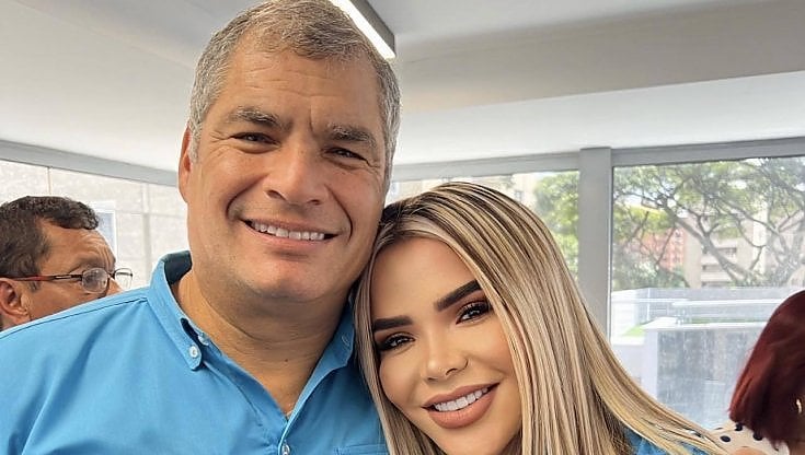 Ecuador, da influencer dell'erotismo a sindaca: storia di Maria, che ora si batte contro la violenza sulle donne 