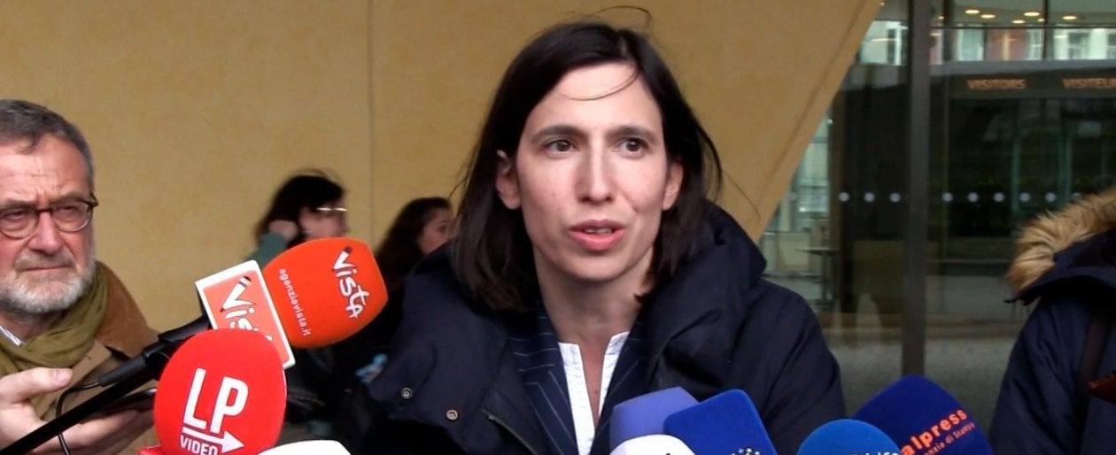 Se Schlein ruba la scena
