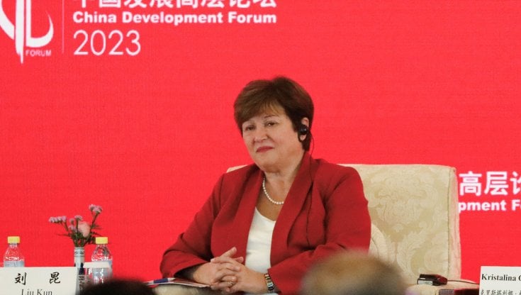 Fmi , Georgieva: "Aumentati i rischi per la stabilità finanziaria. Crescita globale sotto il 3 per cento"