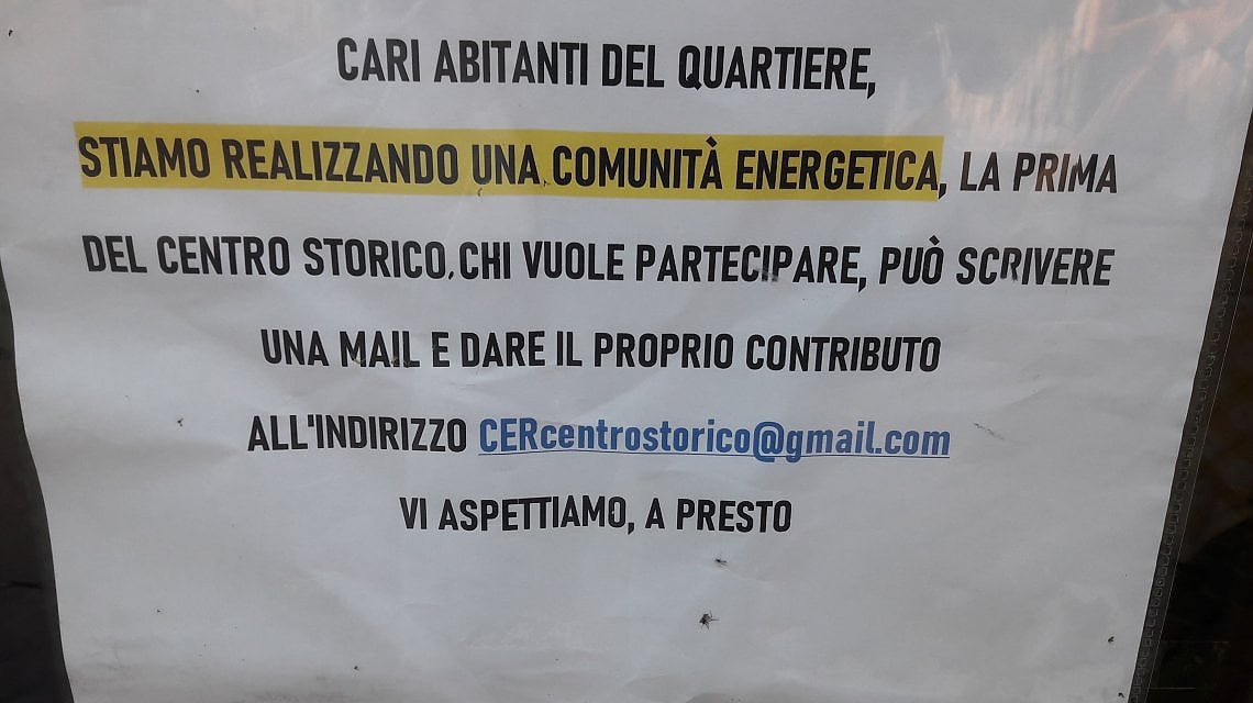 Un cartello in un bar di Roma