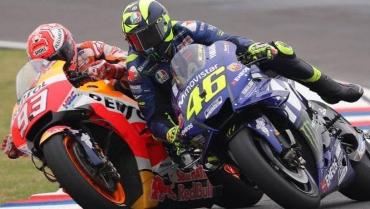 Il duello tra Marc Marquez e Valentino Rossi