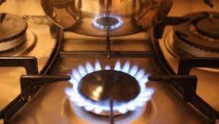 Gas, terzo calo consecutivo: le tariffe a marzo scendono del 13,4%