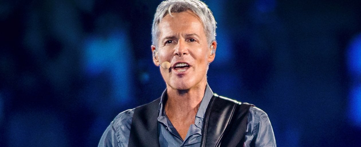 Claudio Baglioni: "Da ragazzo mi chiamavano Agonia. Faccio canzoni malinconiche perché sono nato difettoso"