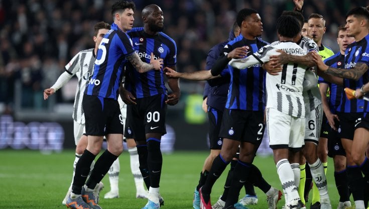 L'idea di un Var per il razzismo: "L'arbitro intervenga in diretta"