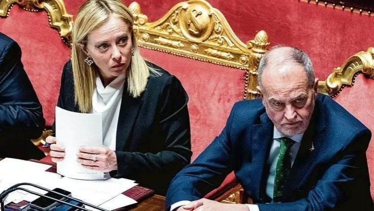 La premier con il ministro Calderoli