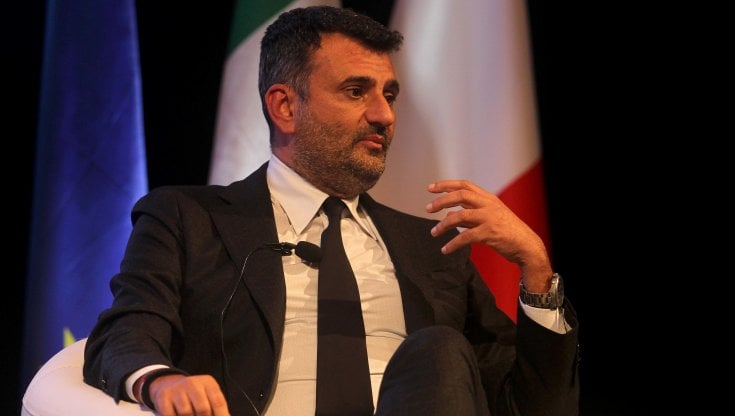 Il presidente dell'Anci Antonio Decaro