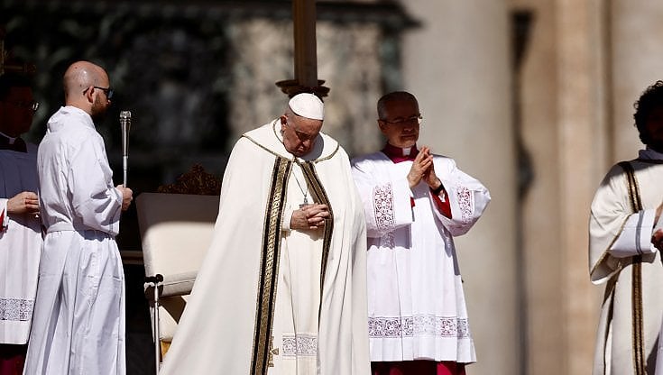 Papa Francesco, la messa di Pasqua e la benedizione urbi et orbi - la ...