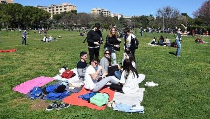 Pasquetta degli italiani, tra gite e attenzione agli sprechi 