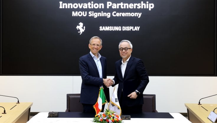 I touchscreen di Samsung saliranno sulle Ferrari