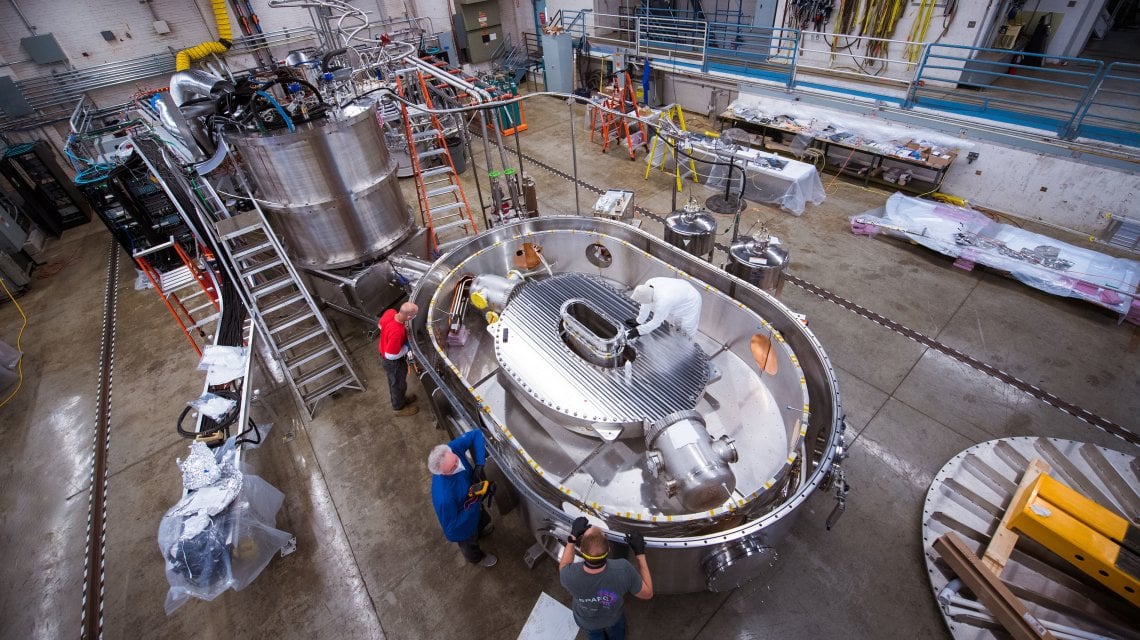 il supermagnete realizzato al Plasma Science and Fusion Centerdi Cambridge. Gretchen Ertl, CFS/MIT-PSFC, 2021