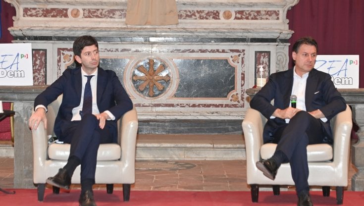 Covid, nasce la commissione d'inchiesta ma è un atto d'accusa al governo Conte (e ai vaccini). Pd, M5S e Sinistra non la votano