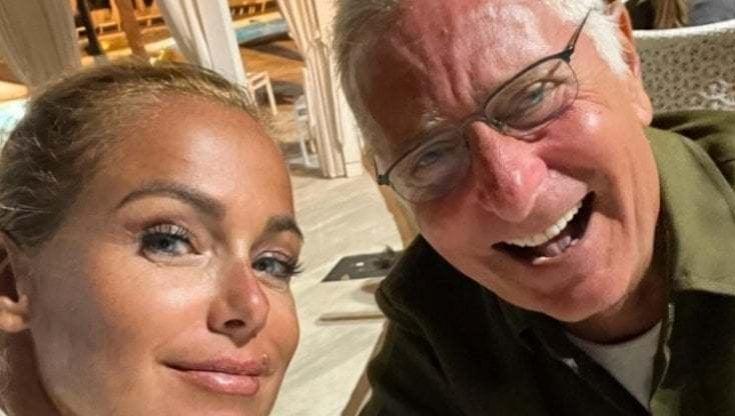 Paolo Bonolis e Sonia Bruganelli, le voci sul matrimonio finito e la loro ironia sui social: "Sono fregnacce"