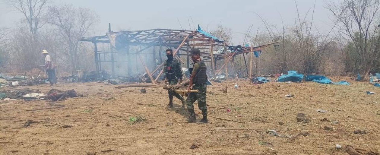Una delle vittime dell'attacco sul villaggio di Pa Zi Gyi in Myanmar