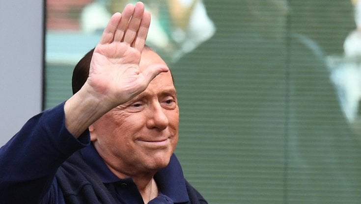 Sondaggi politici, fattore Berlusconi su Forza Italia, giù FdI. Prima flessione del Pd con Schlein