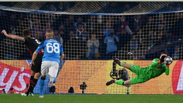 Il rigore di Giroud parato da Meret