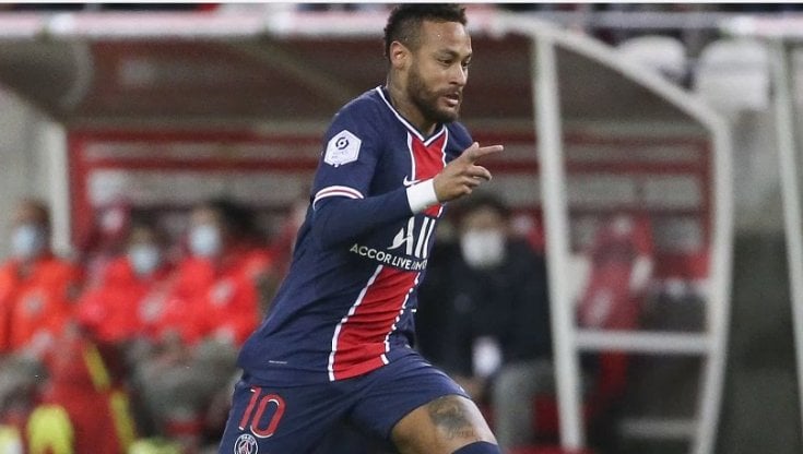 Neymar con la maglia del PSG