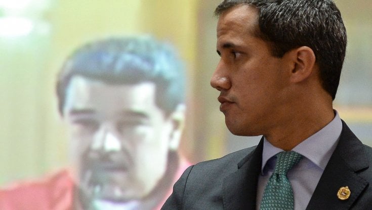 L'oppositore venezuelano Guaidó arriva in Colombia e viene costretto a ripartire