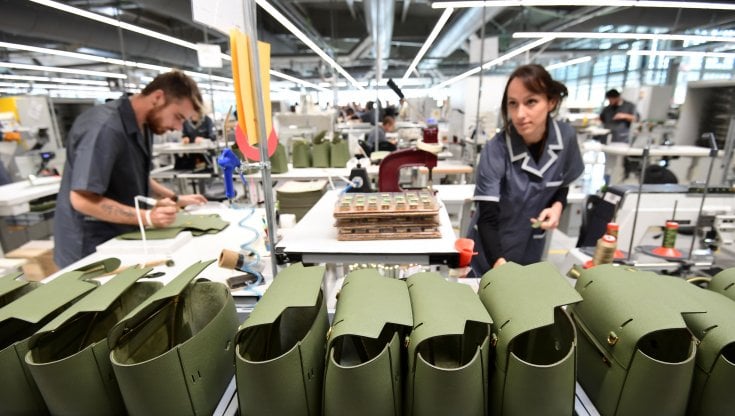 Fisco e imprese, tra Bolzano e Agrigento "balla" un mese e mezzo di lavoro per pagare le tasse