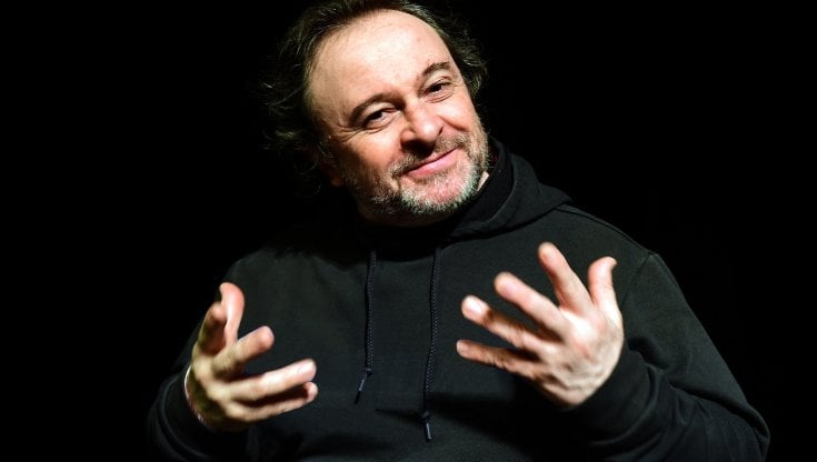 Natalino Balasso: "Sono scappato dalla tv. Mi hanno implorato di tornare, ma ho detto di no. LOL? Non fa ridere, non ci andrei mai. Guzzanti mette tristezza"