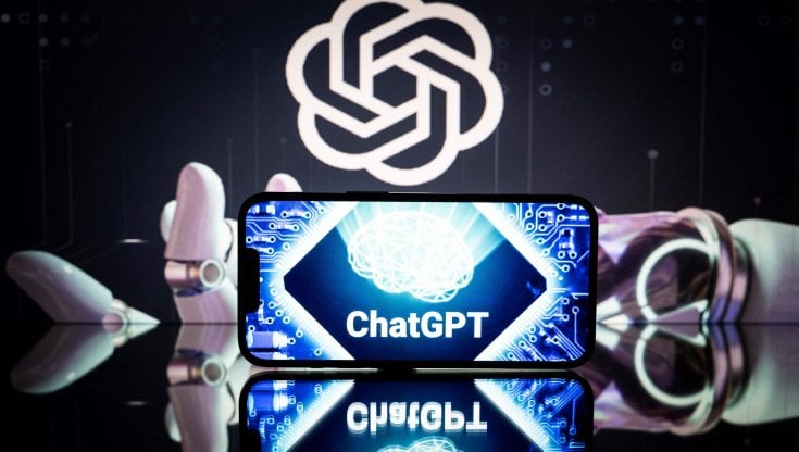 ChatGpt riapre in Italia, eseguite le prescrizioni sulla privacy del Garante: "Felice di essere tornata!"