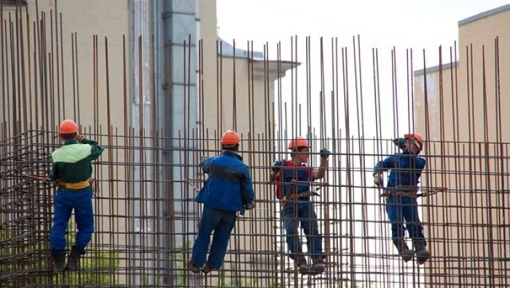 Vite in bilico. La festa triste dei precari 
