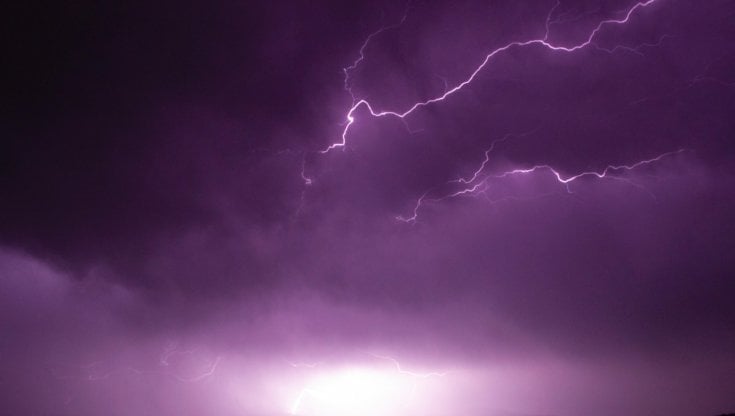 Previsioni meteo, quel ciclone arrivato dall'Europa del Nord: piogge e temporali almeno fino a metà settimana
