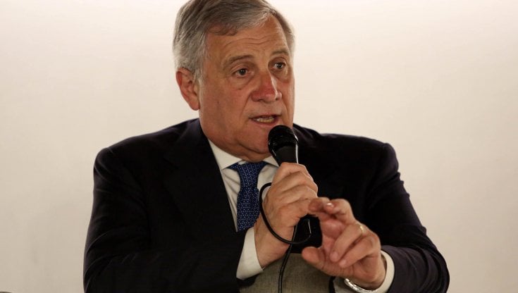 Faccia a faccia tra Tajani e Ronzulli. In Forza Italia si cerca la tregua