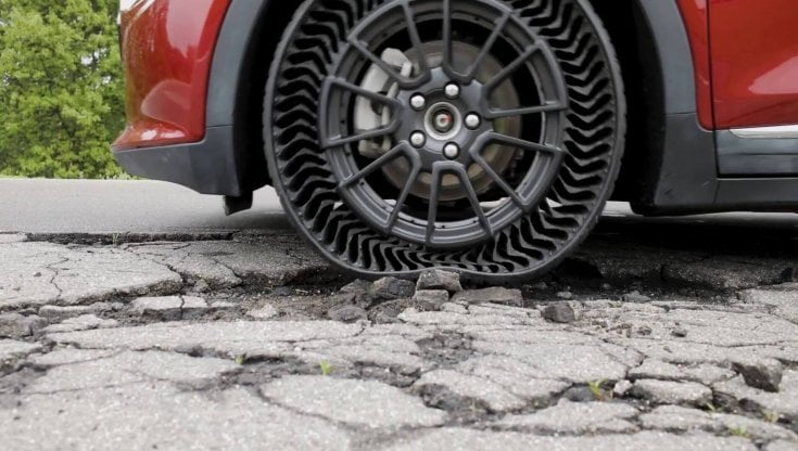 Pneumatici che non si bucano, arriva la rivoluzione "senza aria