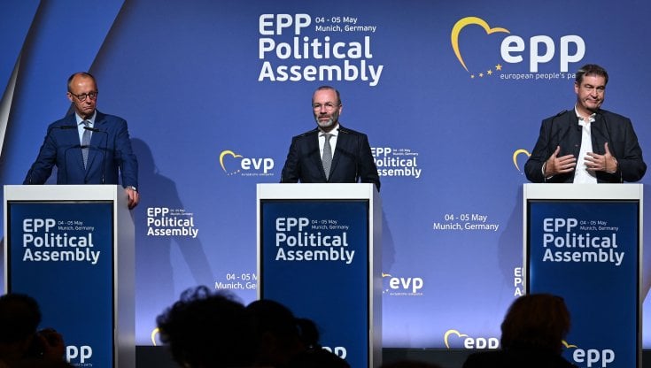 Da sinistra: Il presidente della Cdu Friedrich Merz, il leader del Ppe Manfred Weber, il leader Csu Markus Soeder