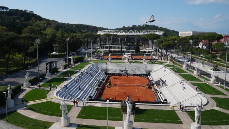 Tennis, oggi agli Internazionali d'Italia nove azzurri in gara. Pioggia permettendo