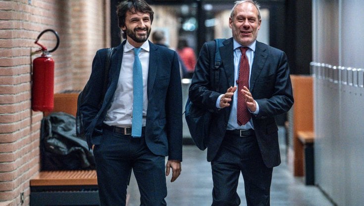 L'arrivo davanti all'Aula Mixi 2 del Palazzo di Giustizia di Torino del Procuratore aggiunto Marco Gianoglio con il Pubblico Ministero Mario Bendoni