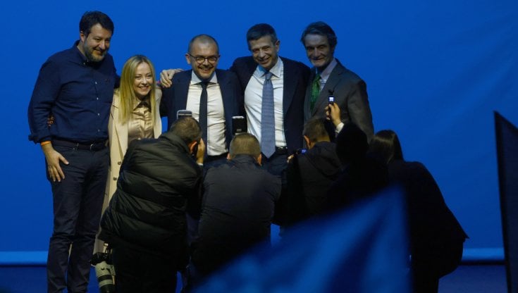 Riforme, Meloni e Salvini insieme a Brescia. La leader FdI evoca il referendum, il ministro: "Lasceremo Paese federale che elegge premier"