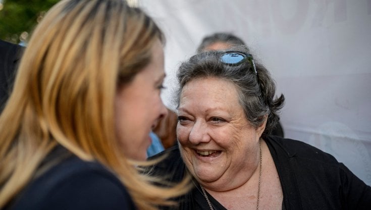 Giorgia Meloni e la madre Anna Paratore nel 2016