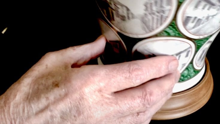 Tutto il cuore della ceramica. In un film