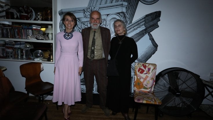 Da sinistra, la presidente della Fondazione Ieo-Monzino Patrizia Sandretto Re Rebaudengo, Barnaba Fornasetti e Paola Moretti. Foto di Hugh Findletar
