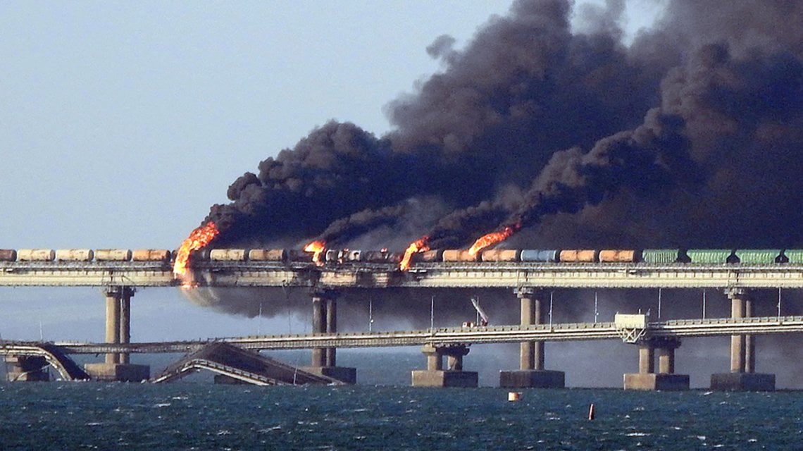 L'attacco dell'ottobre 2022 al ponte che collega la Crimea alla Russia